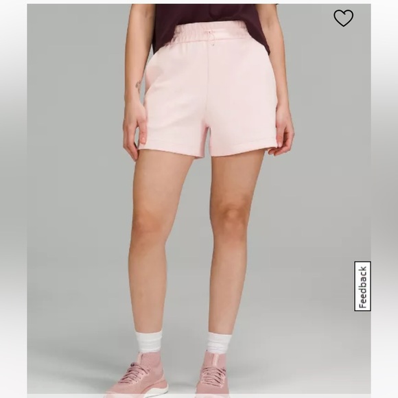 NWT Lululemon Athletica Softstreme HR Short 4” in...